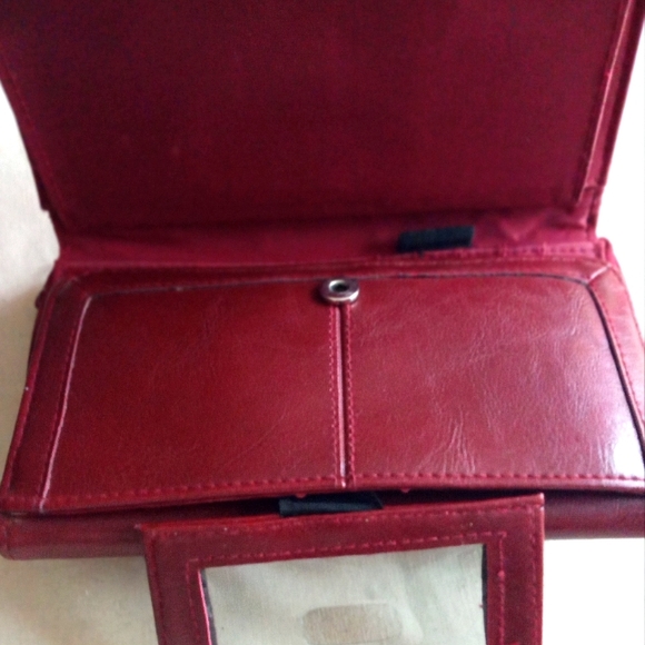 Wallet - Picture 7 of 9